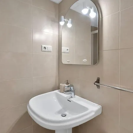 Con Terraza Y Piscina En Puerto Marina - Mistral Apartment *
